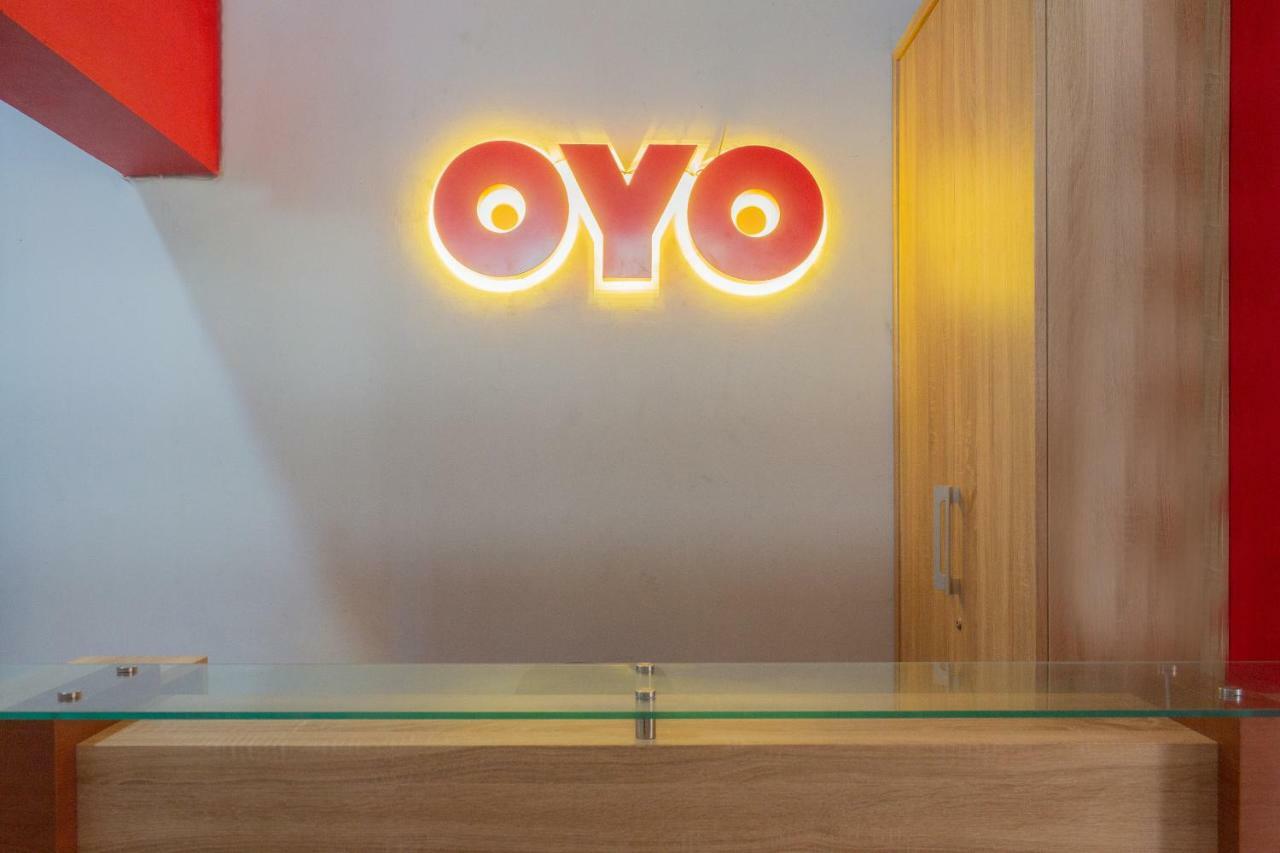 Oyo 649 K68 Residence Jakarta Exterior photo